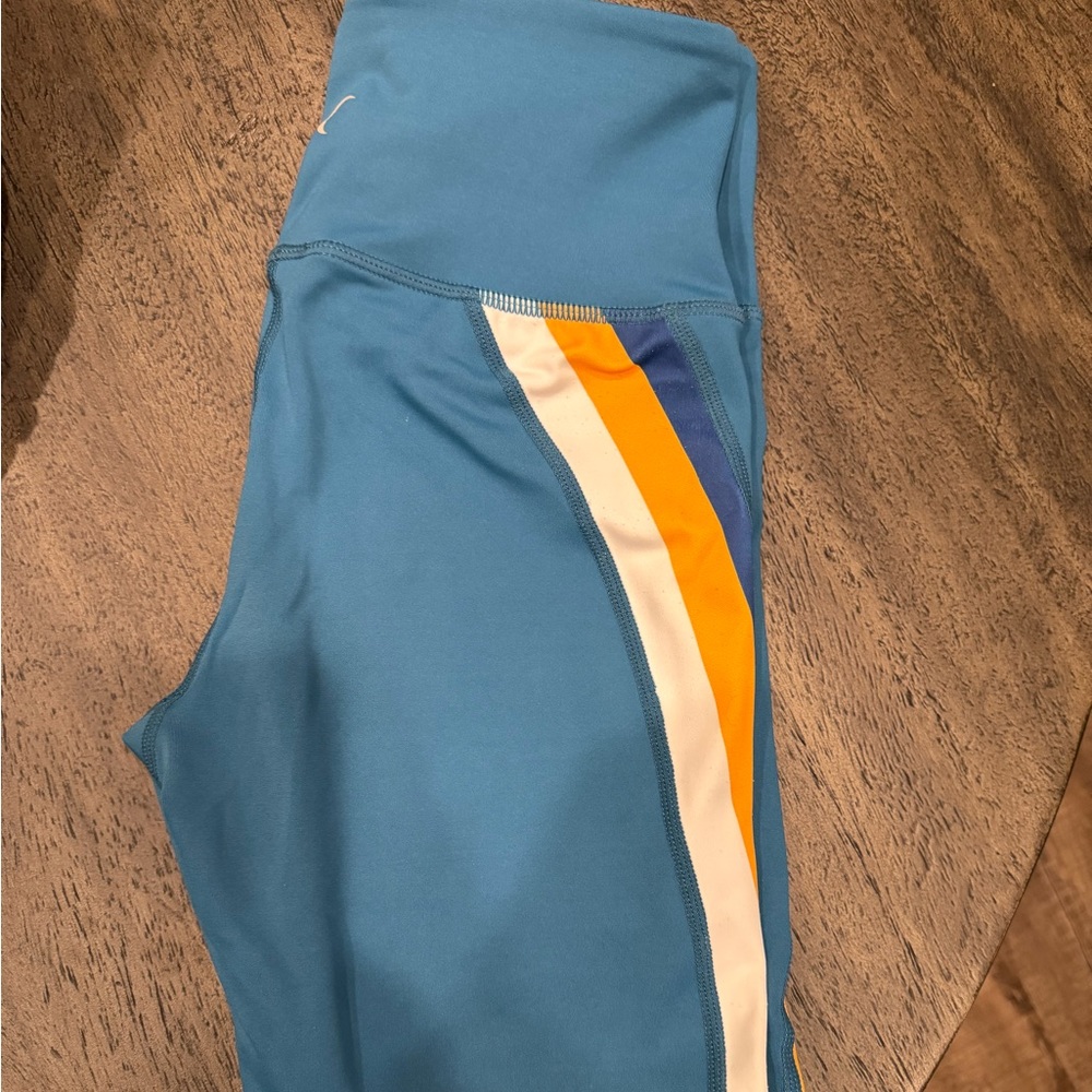 Zyia Light N Tight Leggings Size 4